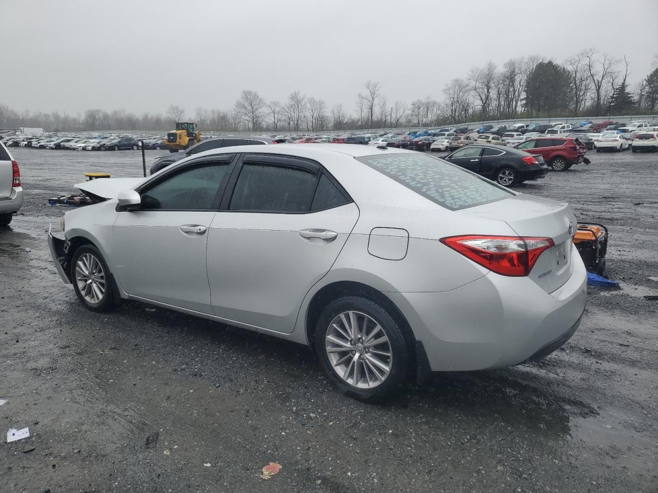 2015 TOYOTA COROLLA L - Фото 2