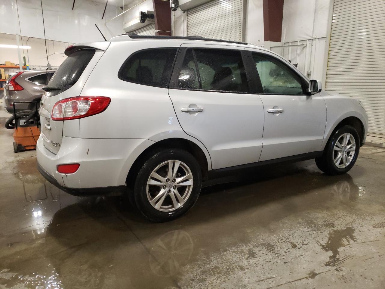 2011 HYUNDAI SANTA FE L - Image 3