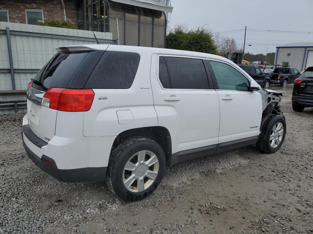 2012 GMC TERRAIN SL - Image 3
