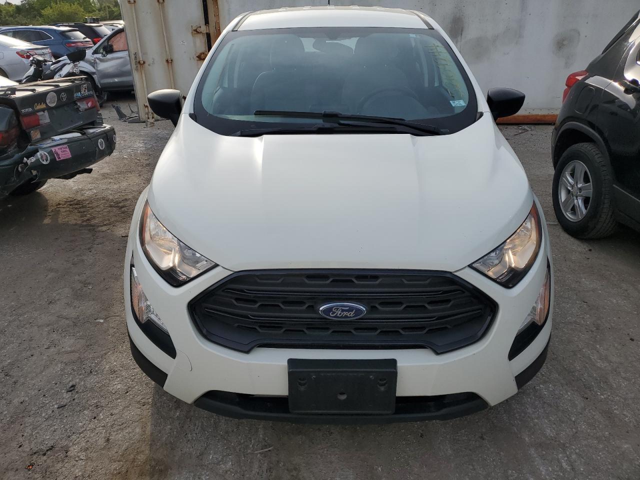 2020 FORD ECOSPORT S - Фото 5