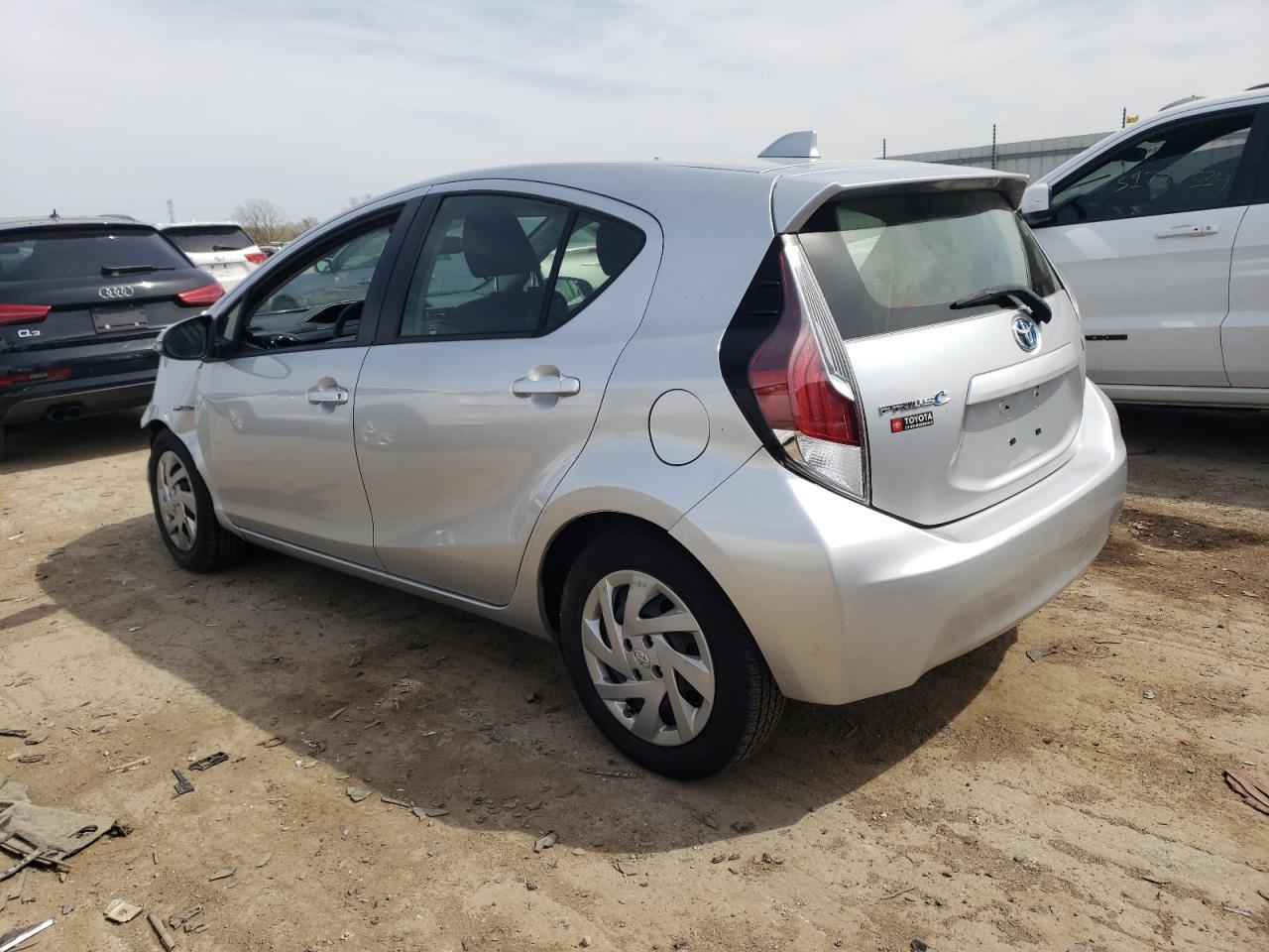 2015 TOYOTA PRIUS C - Фото 2