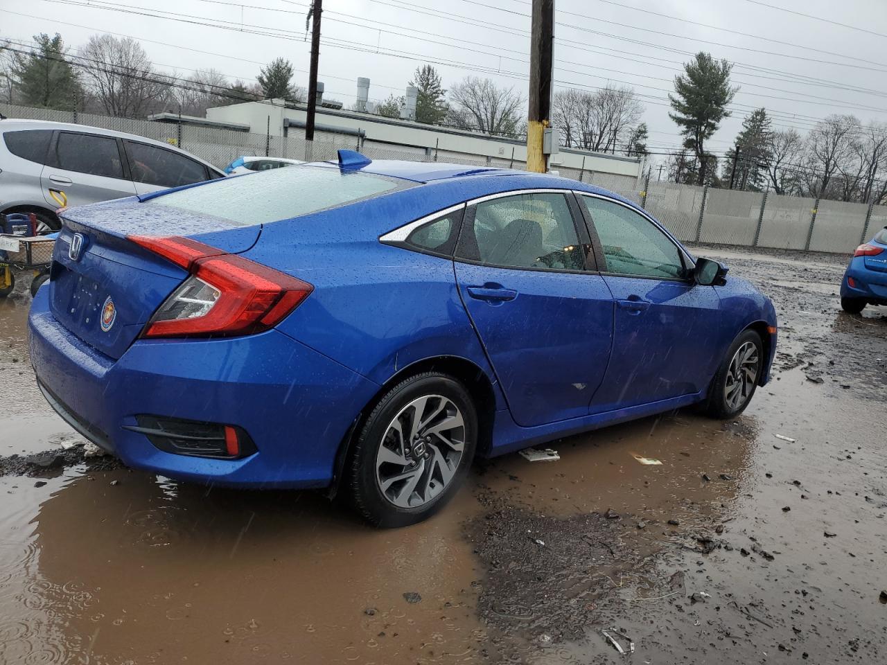 2018 HONDA CIVIC EX - Image 3