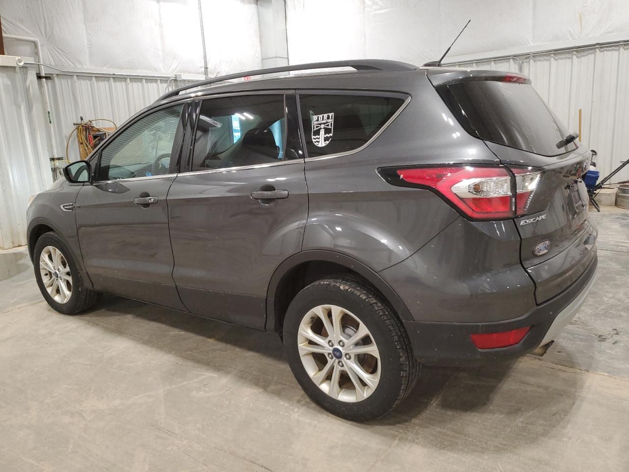 2017 FORD ESCAPE SE - Фото 2