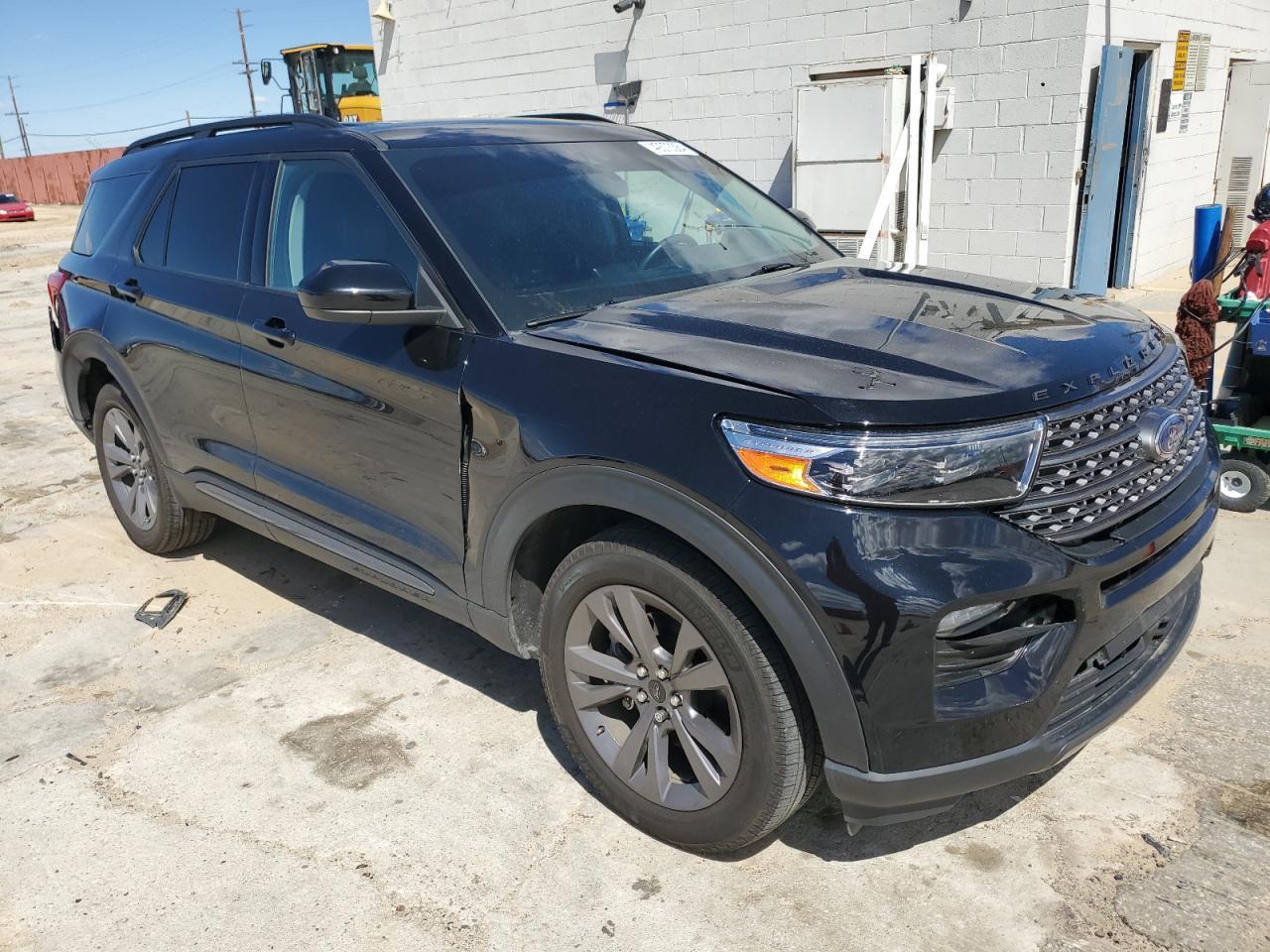 2022 FORD EXPLORER X - Фото 4