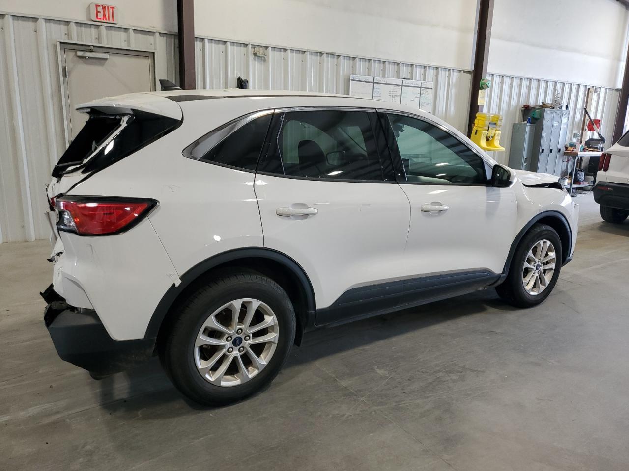2020 FORD ESCAPE SE - Image 3