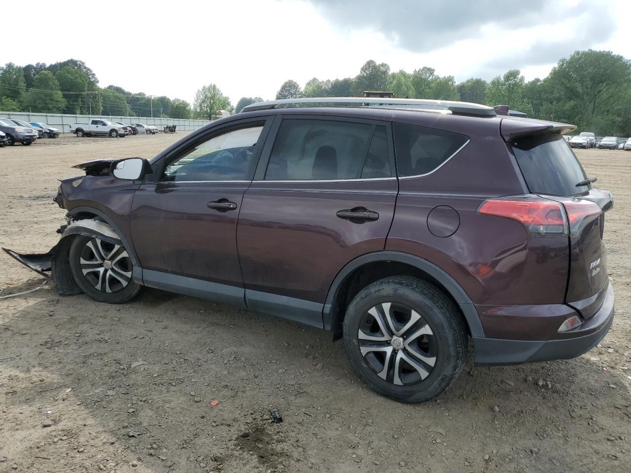 2018 TOYOTA RAV4 LE - Фото 2