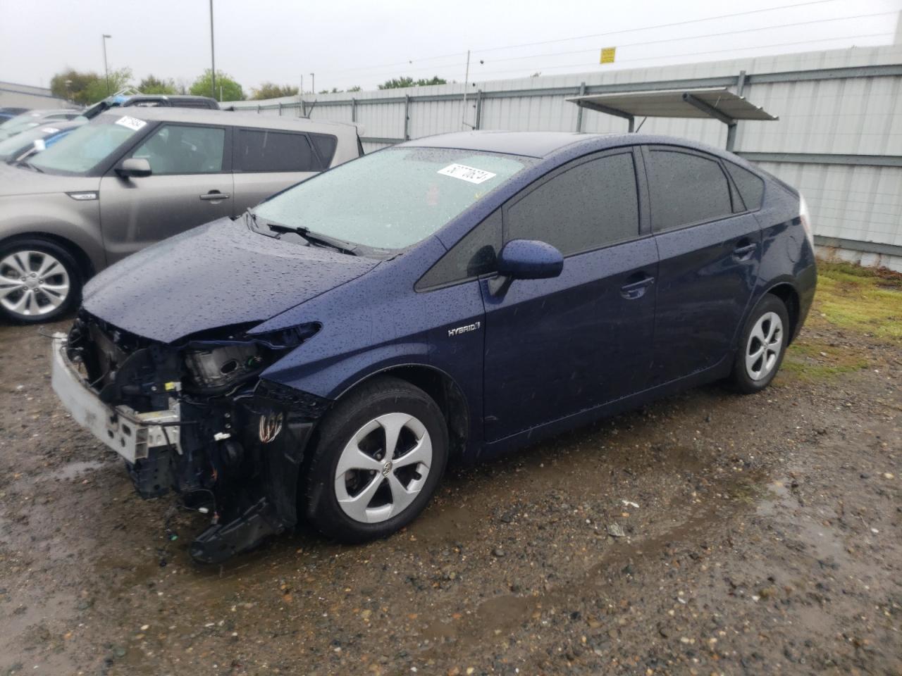 2013 TOYOTA PRIUS car image