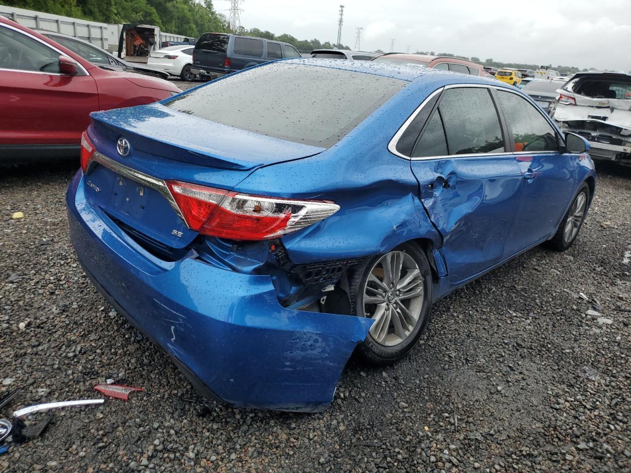 2017 TOYOTA CAMRY LE - Image 3