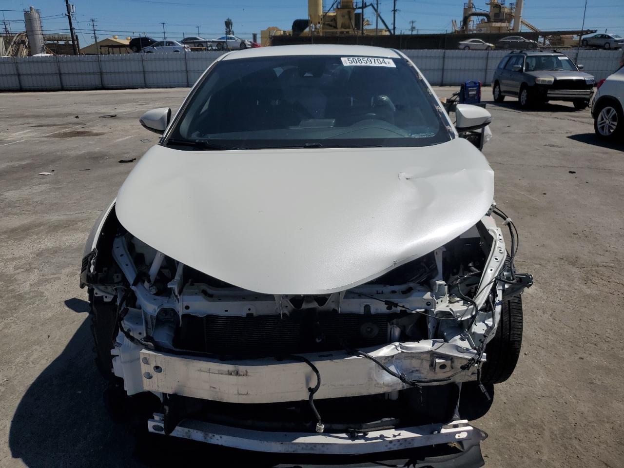 2018 TOYOTA C-HR XLE - Фото 5