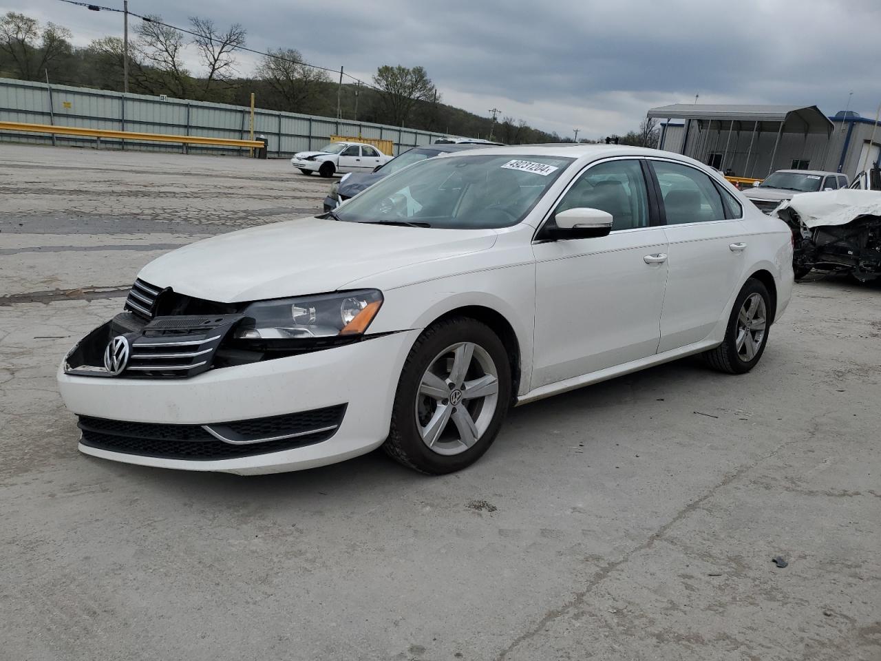 2013 VOLKSWAGEN PASSAT SE