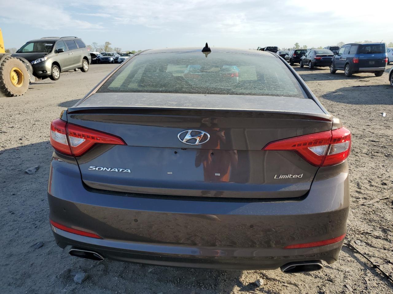 2017 HYUNDAI SONATA SPO - Image 6