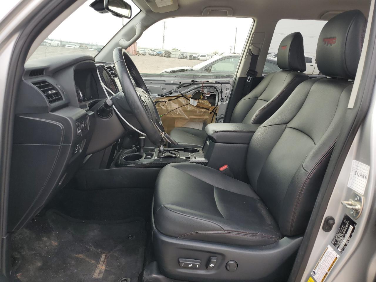 2022 TOYOTA 4RUNNER SR - Фото 7