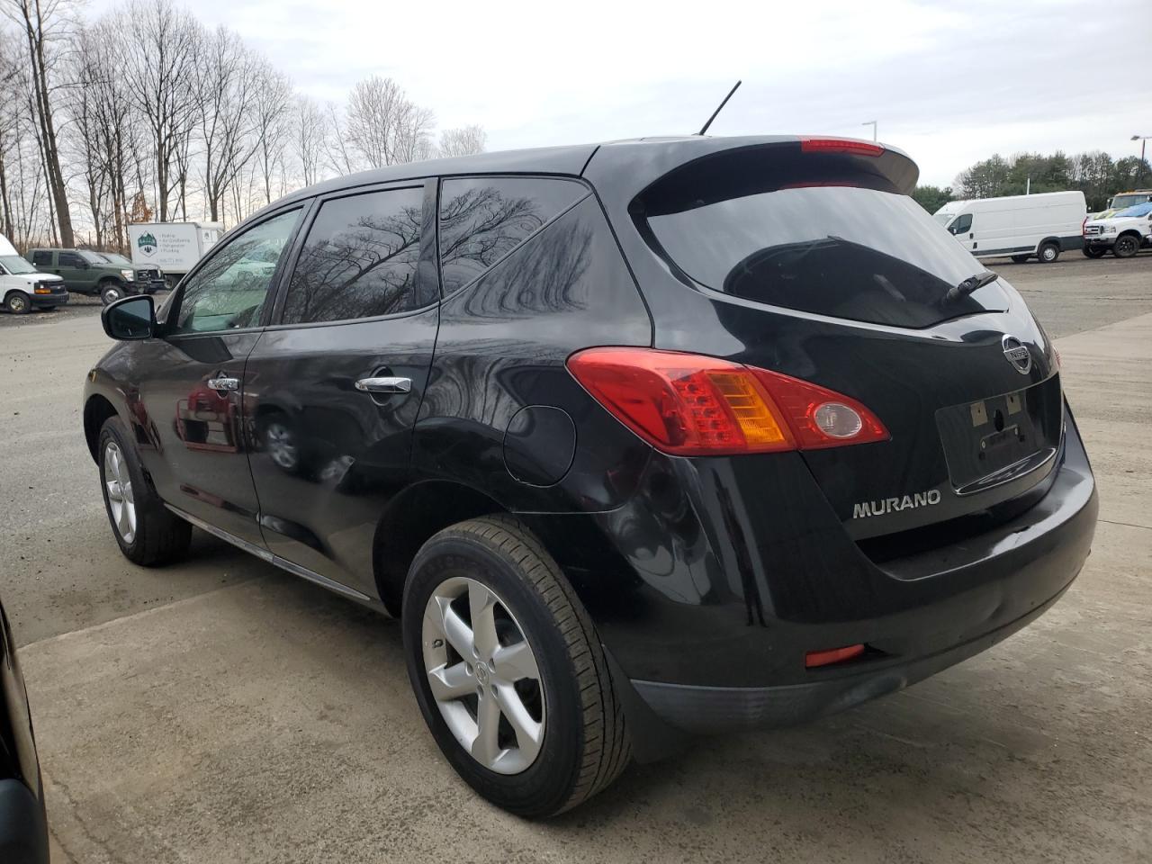 2010 NISSAN MURANO S - Image 2