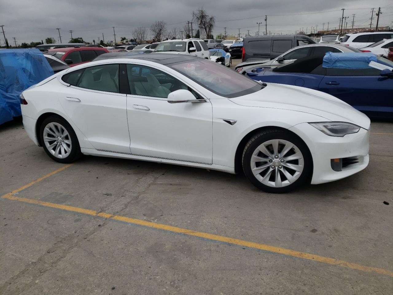 2017 TESLA MODEL S - Image 4