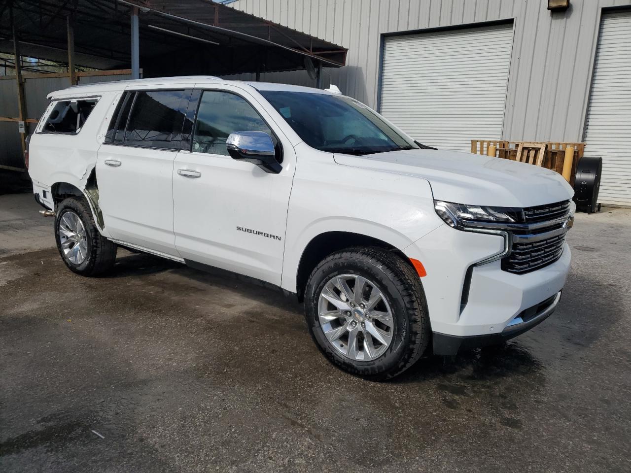 2023 CHEVROLET SUBURBAN C - Фото 4