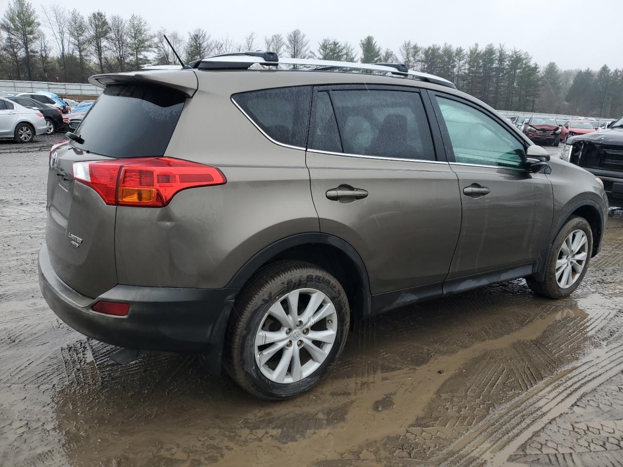 2013 TOYOTA RAV4 LIMIT - Фото 3