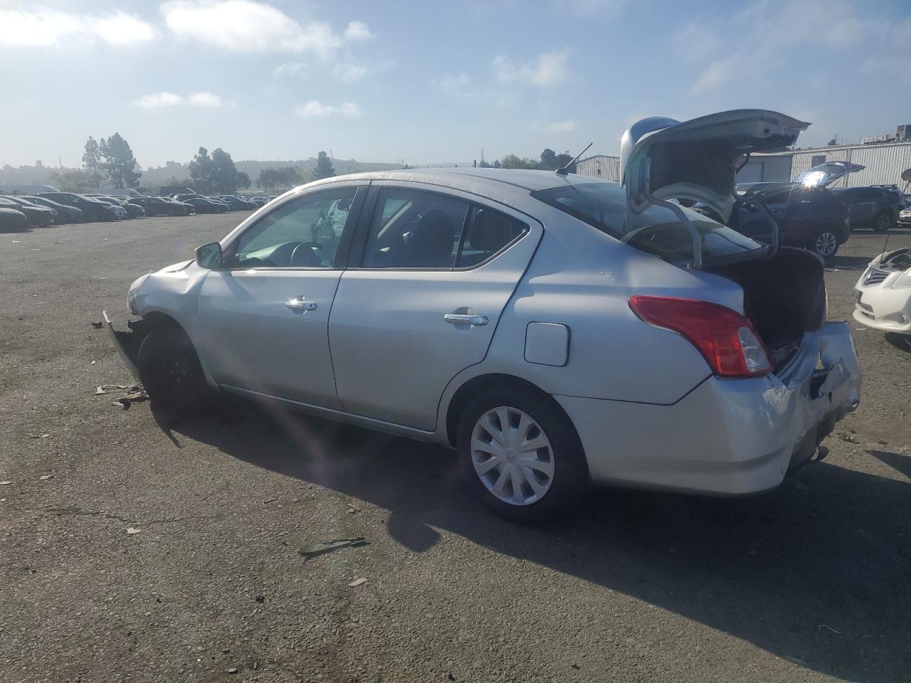 2016 NISSAN VERSA S - Image 2