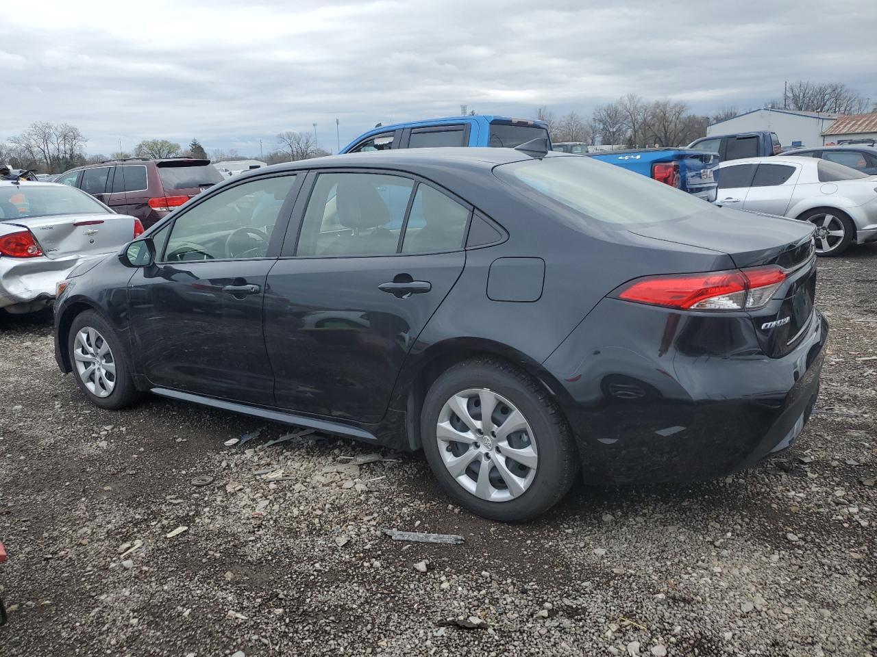 2021 TOYOTA COROLLA LE - Фото 2