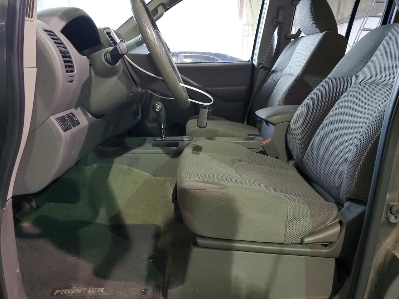 2016 NISSAN FRONTIER S - Фото 7