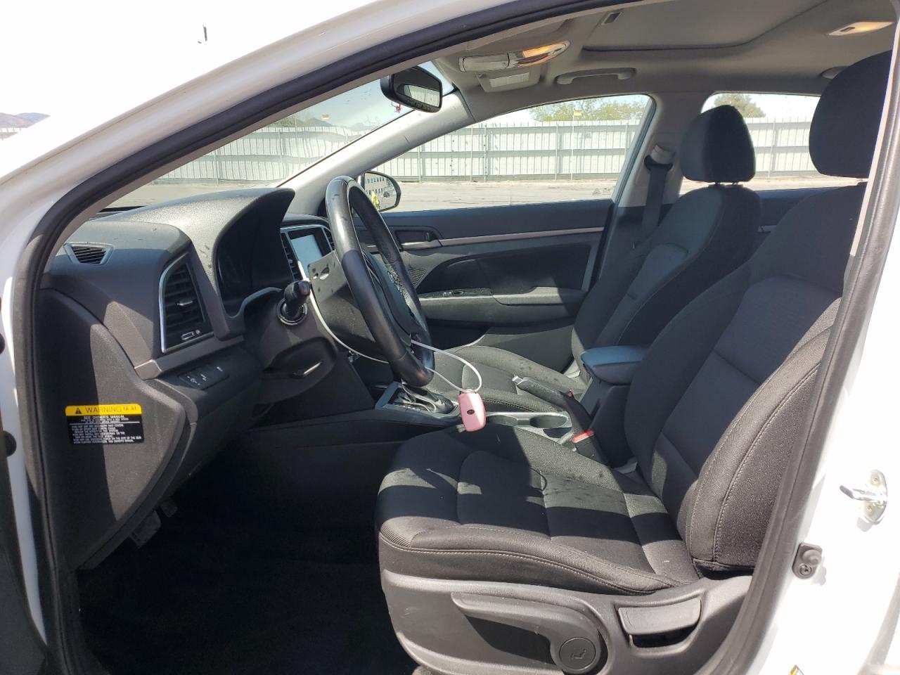 2018 HYUNDAI ELANTRA SE - Фото 7