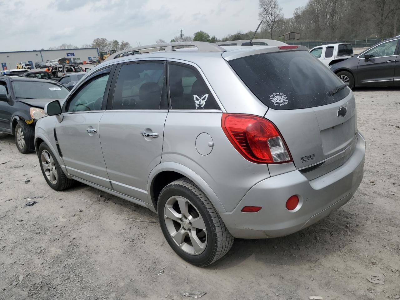 2014 CHEVROLET CAPTIVA LT - Image 2