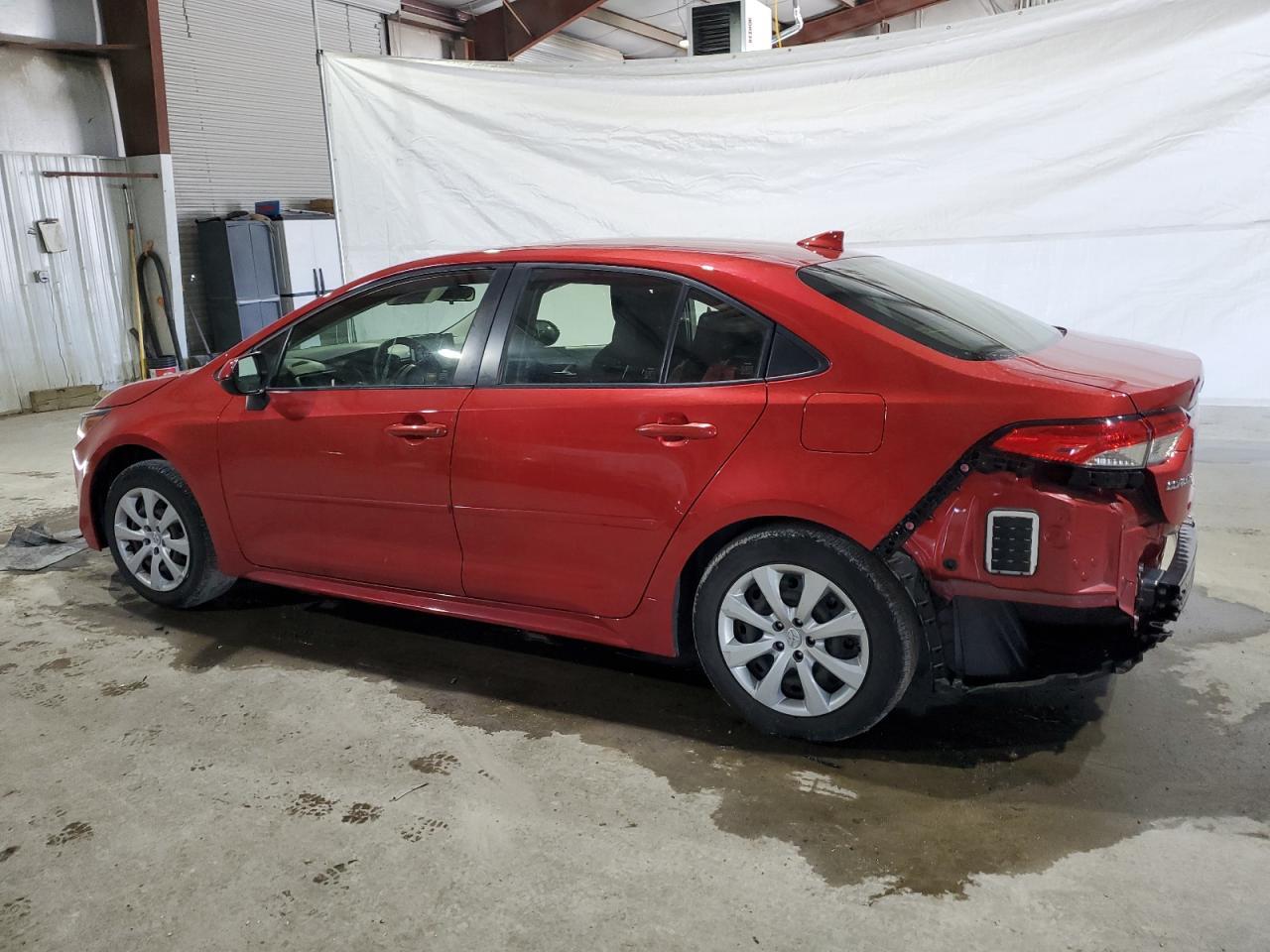 2020 TOYOTA COROLLA LE - Image 2