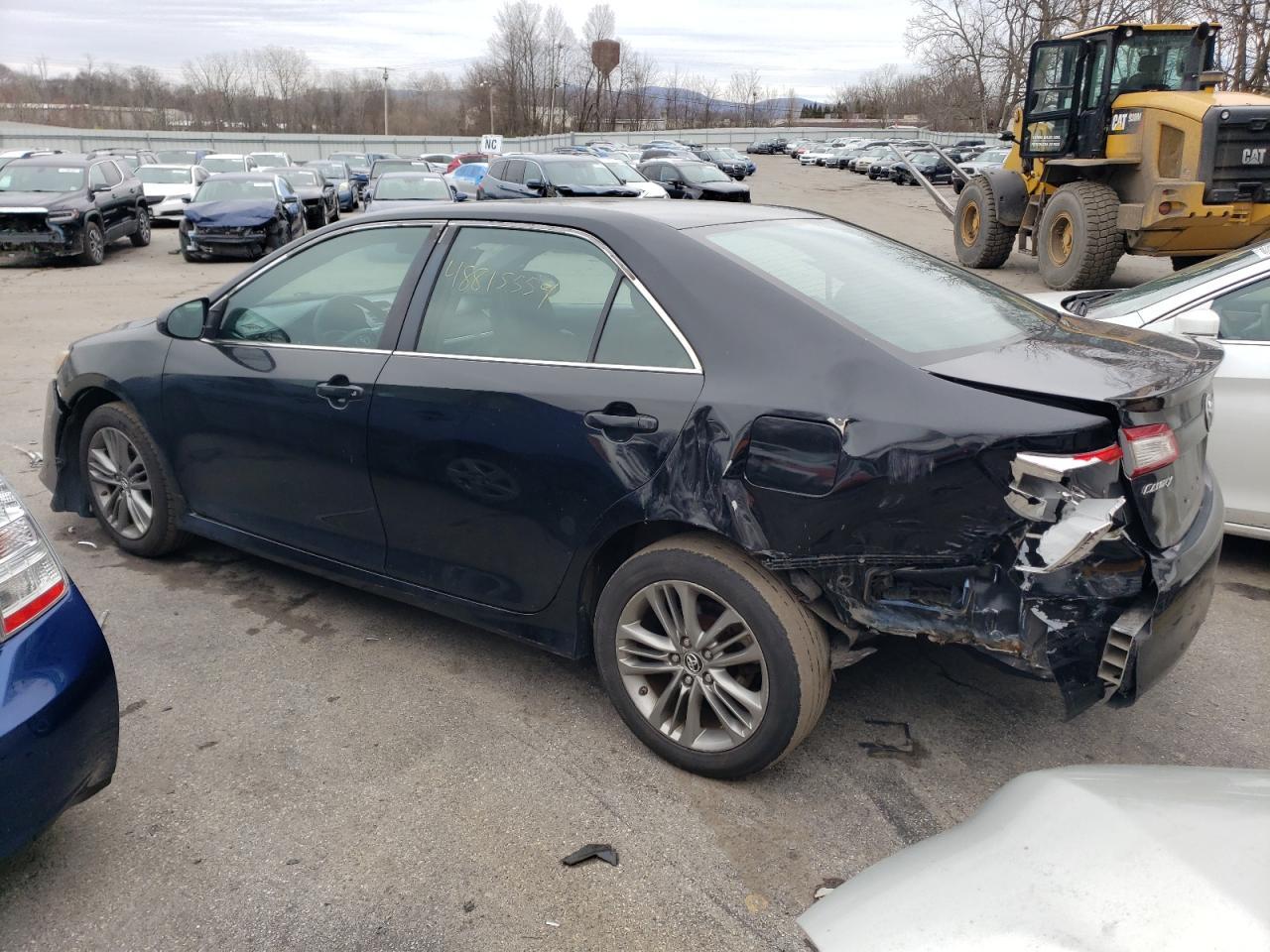2014 TOYOTA CAMRY L - Image 2