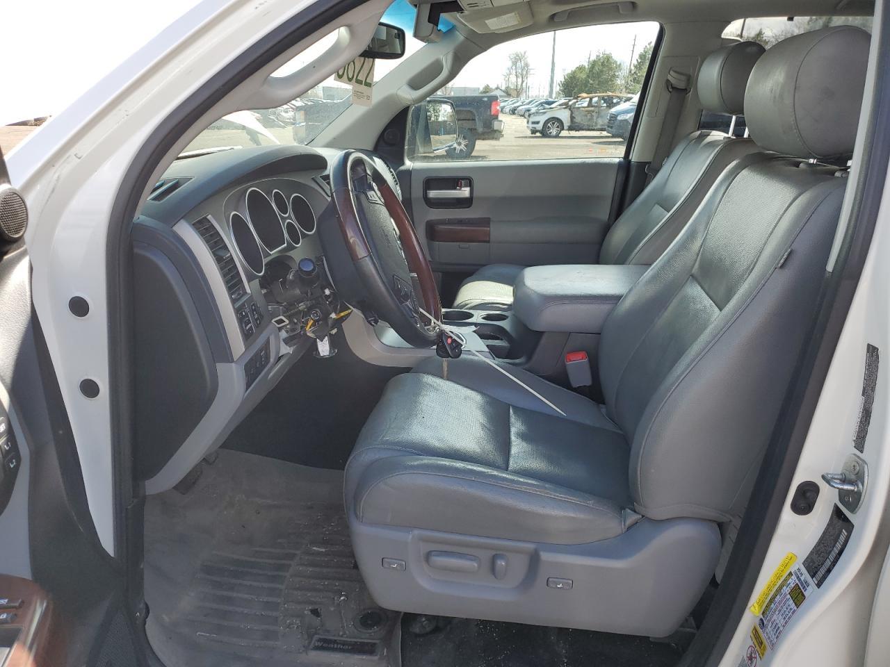 2013 TOYOTA SEQUOIA PL - Image 7