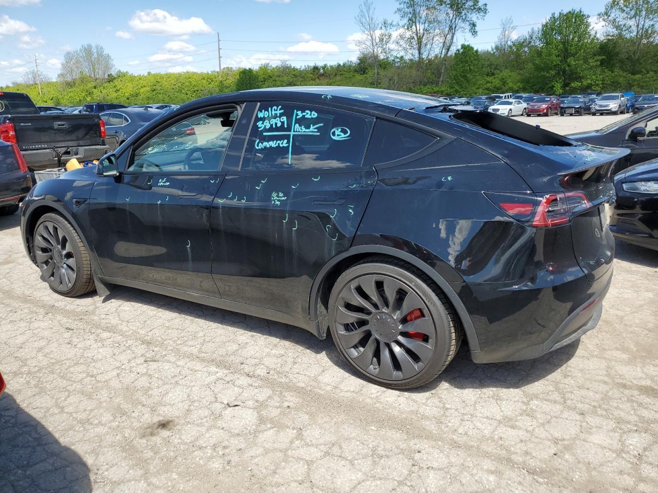2023 TESLA MODEL Y - Фото 2