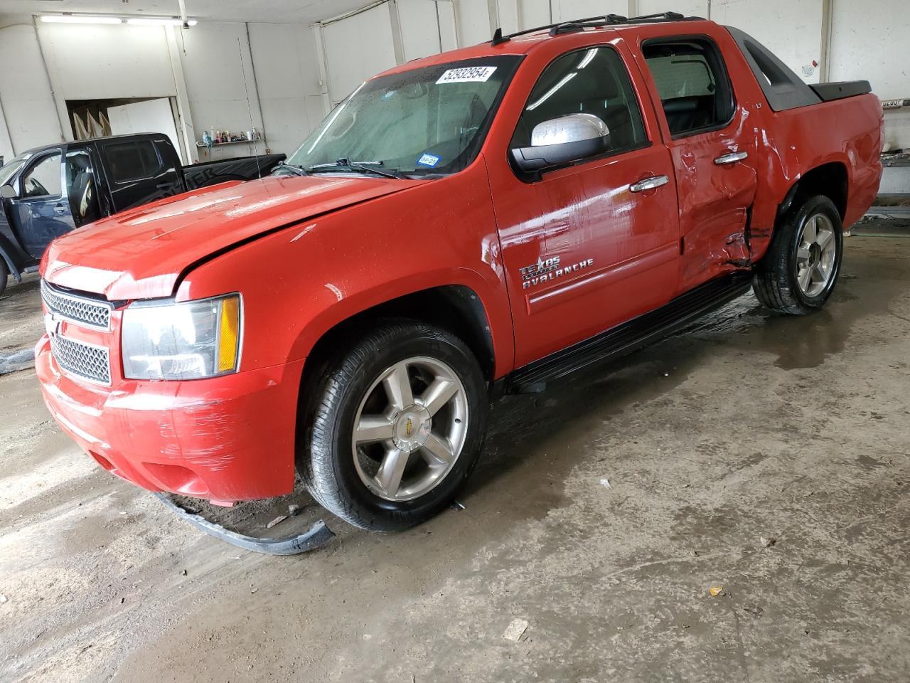 2011 CHEVROLET AVALANCHE car image