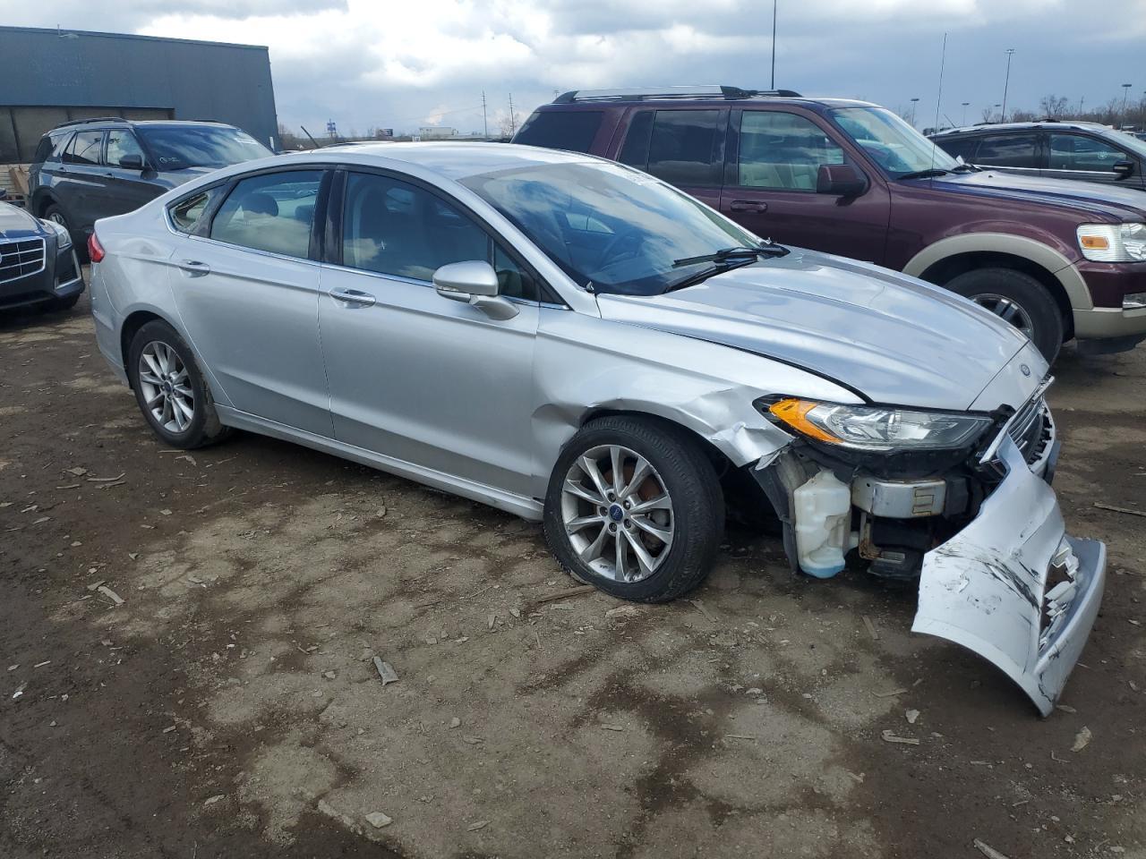 2017 FORD FUSION SE - Фото 4