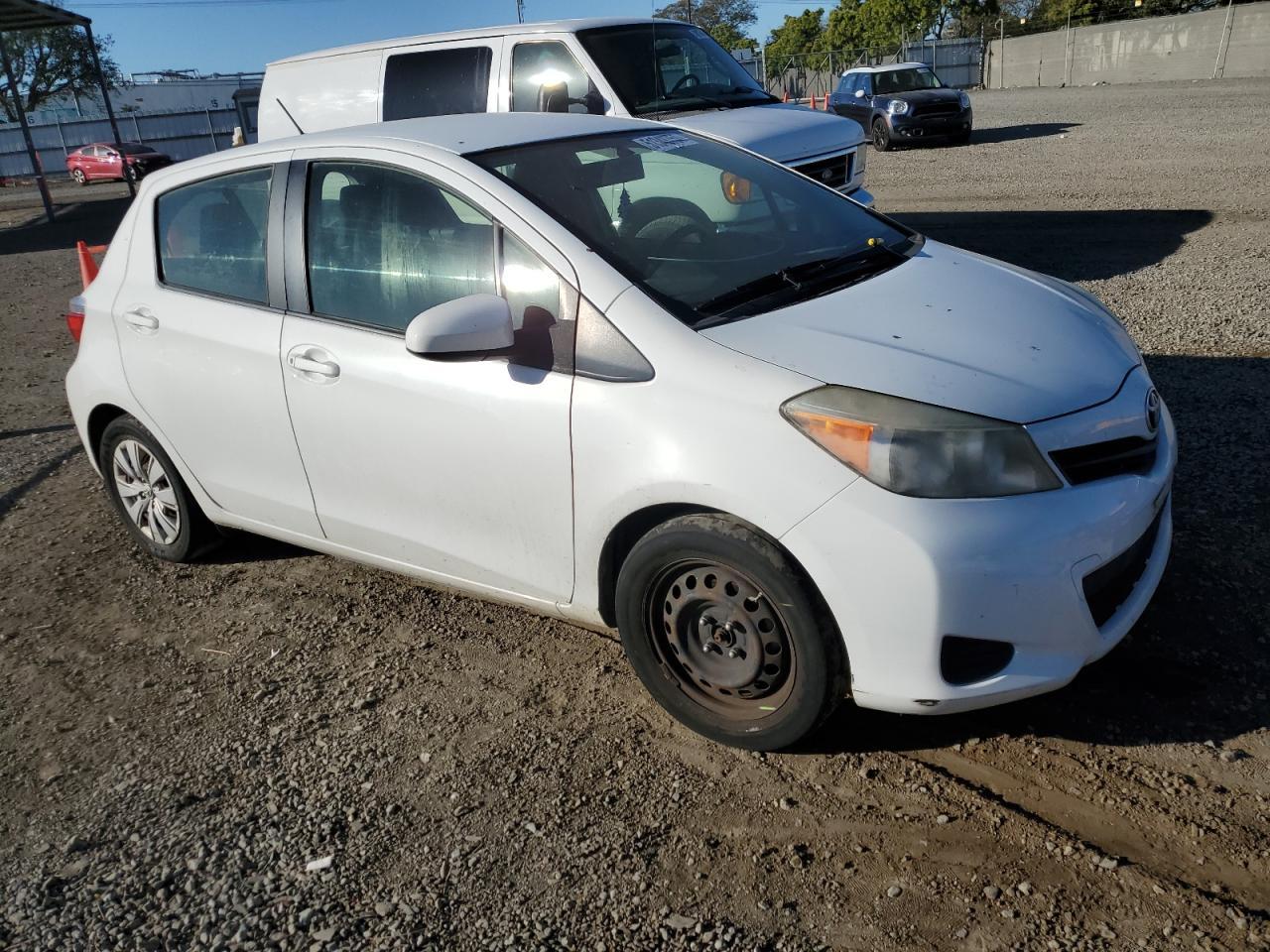 2012 TOYOTA YARIS - Image 4