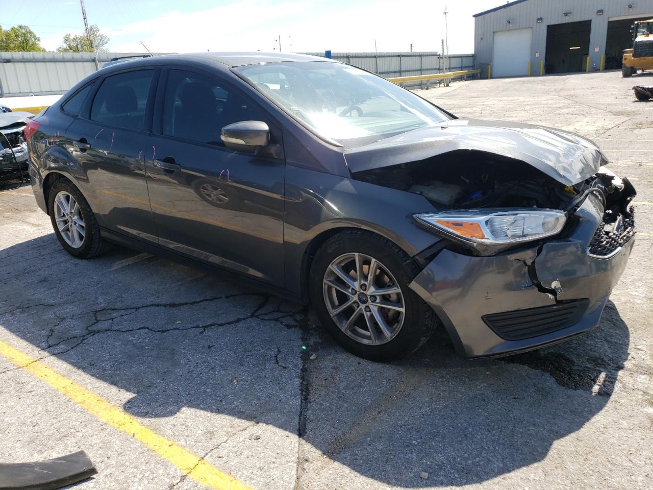 2016 FORD FOCUS SE - Image 4