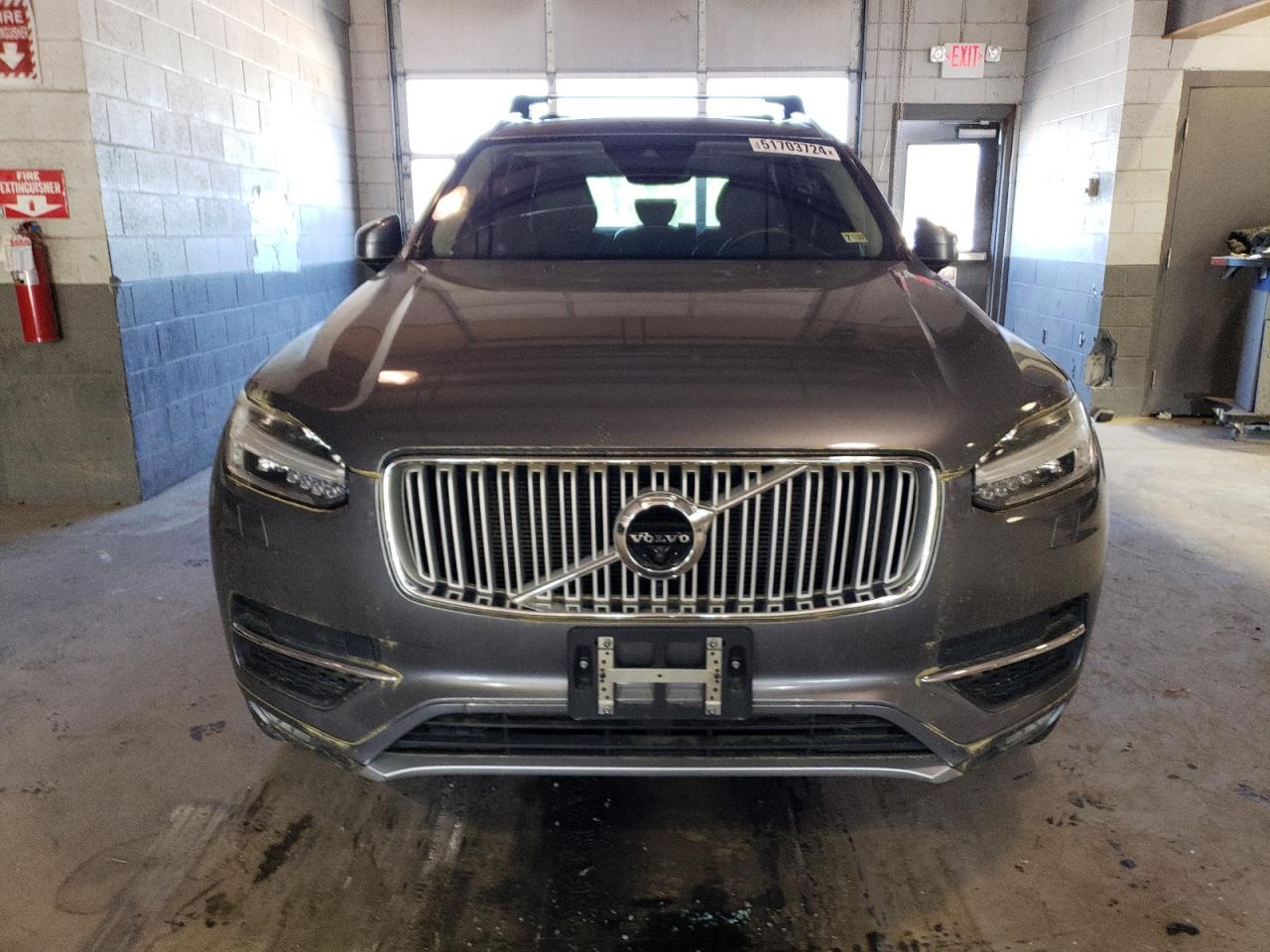 2016 VOLVO XC90 T6 - Фото 5