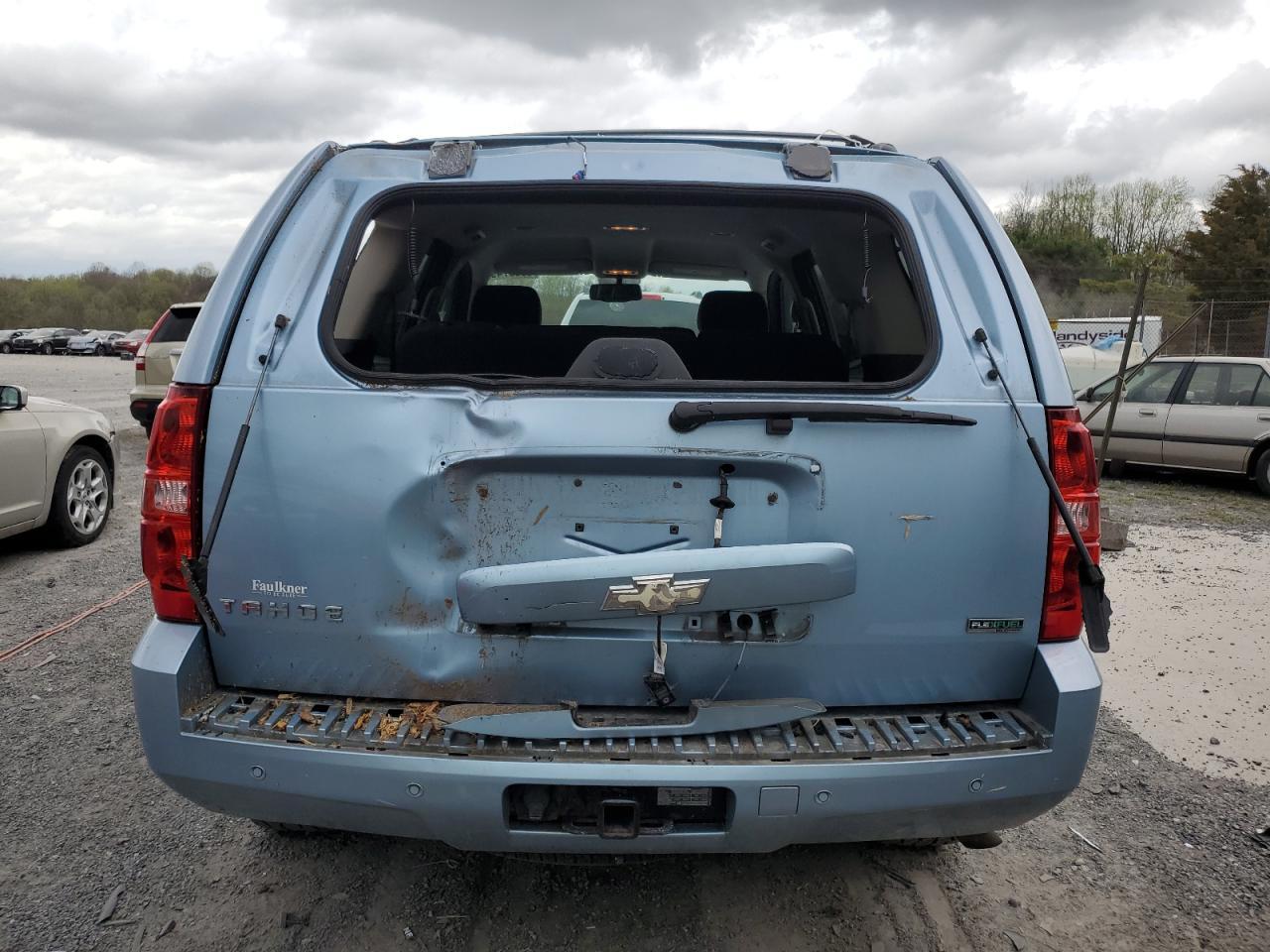 2011 CHEVROLET TAHOE K150 - Фото 6