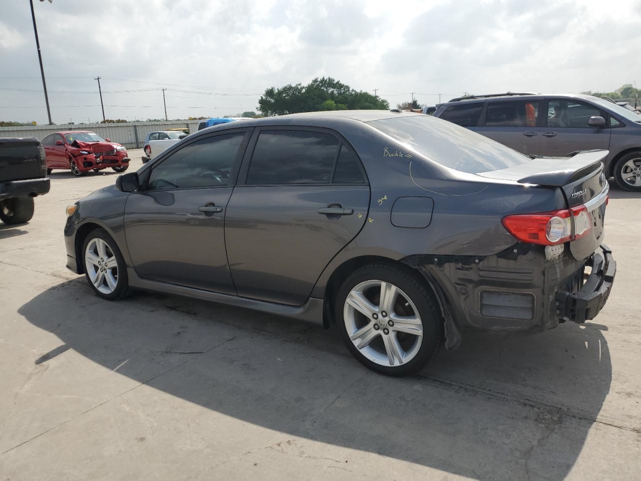 2013 TOYOTA COROLLA BA - Image 2
