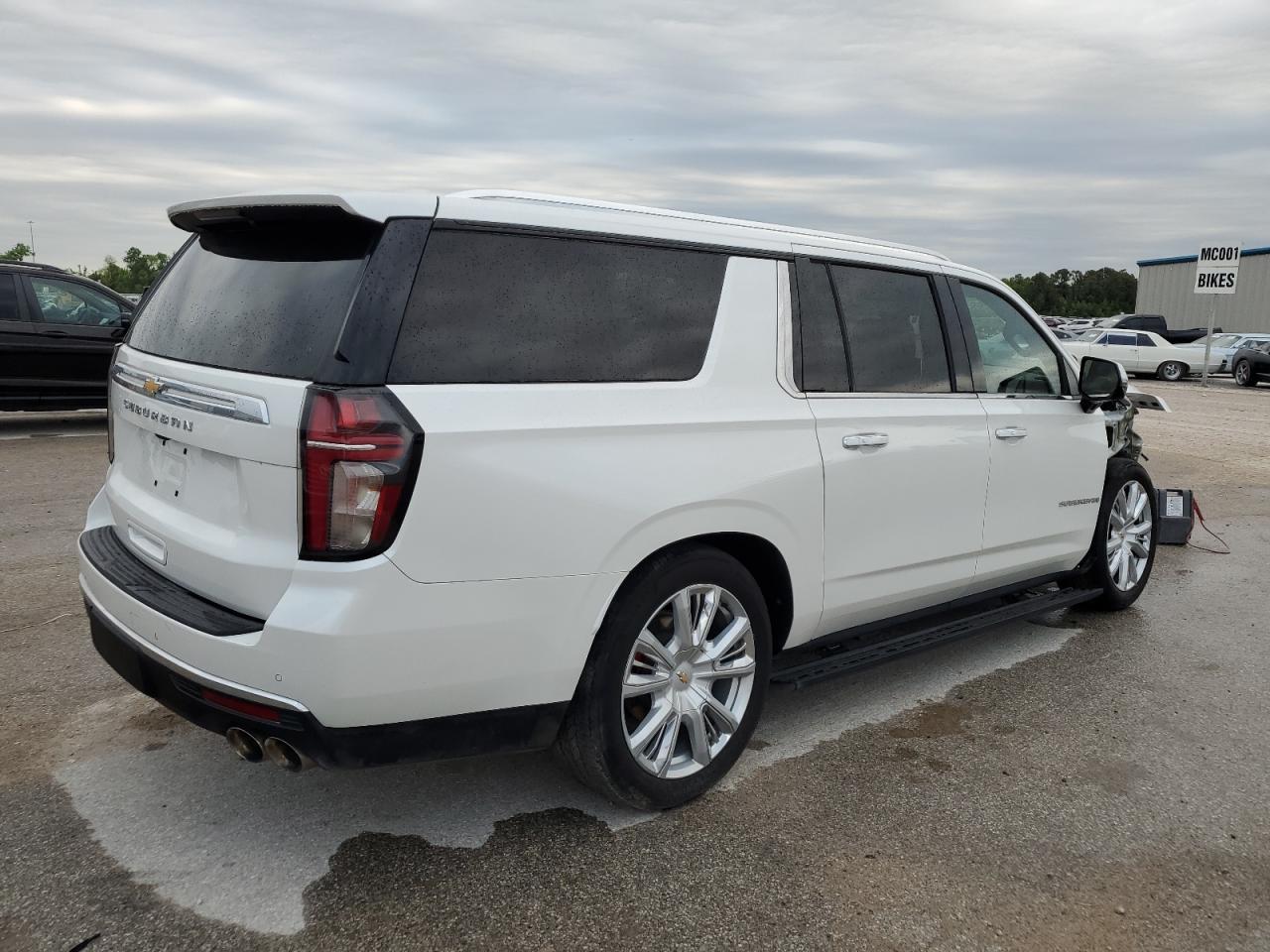 2021 CHEVROLET SUBURBAN K - Фото 3