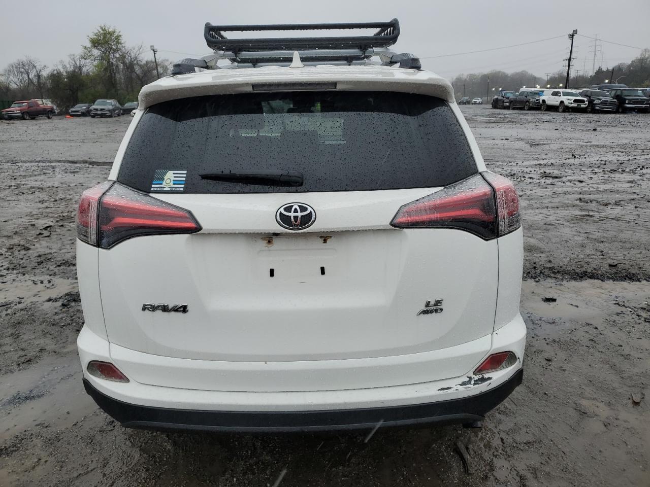 2018 TOYOTA RAV4 LE - Image 6