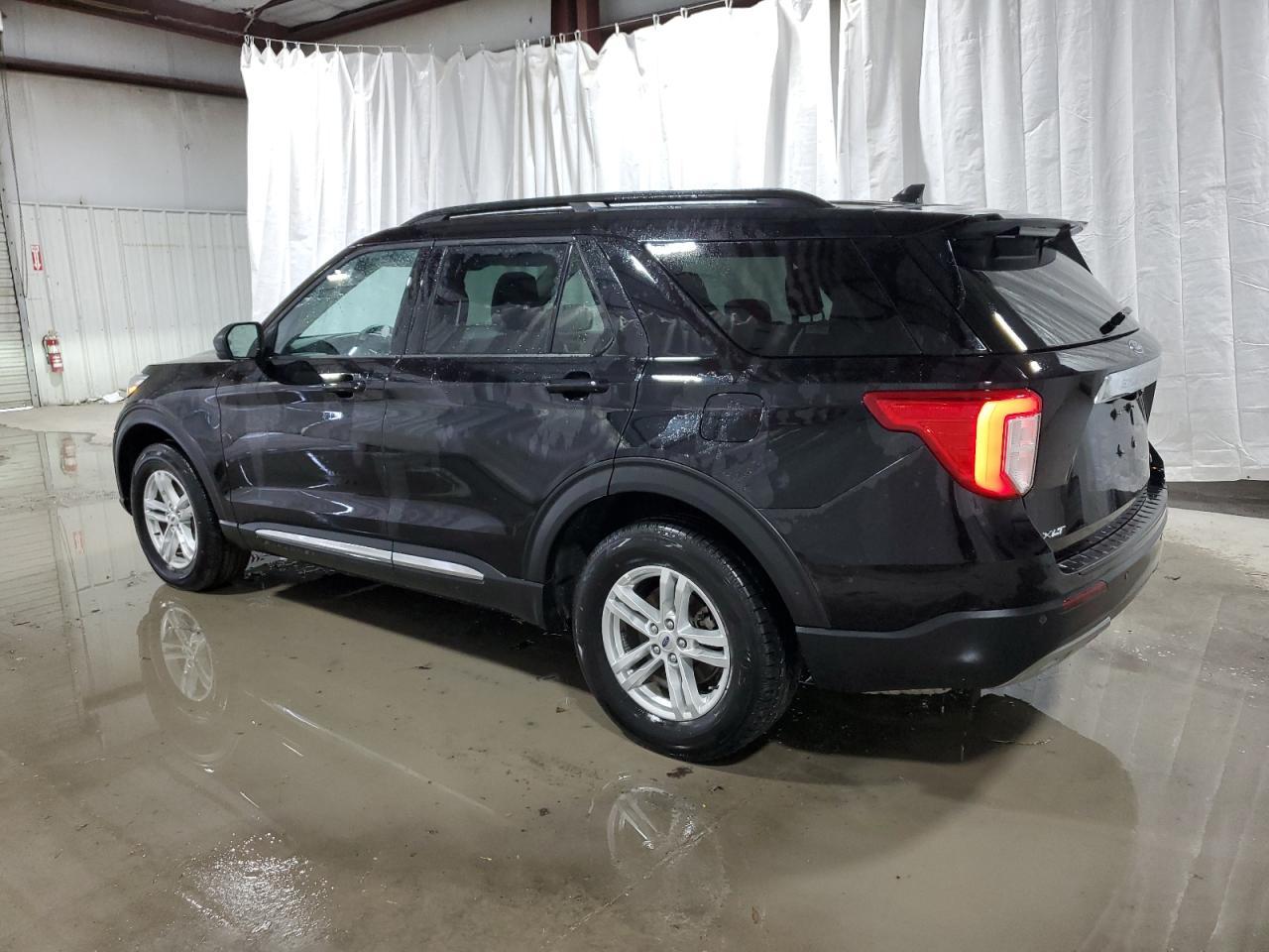 2023 FORD EXPLORER X - Фото 2
