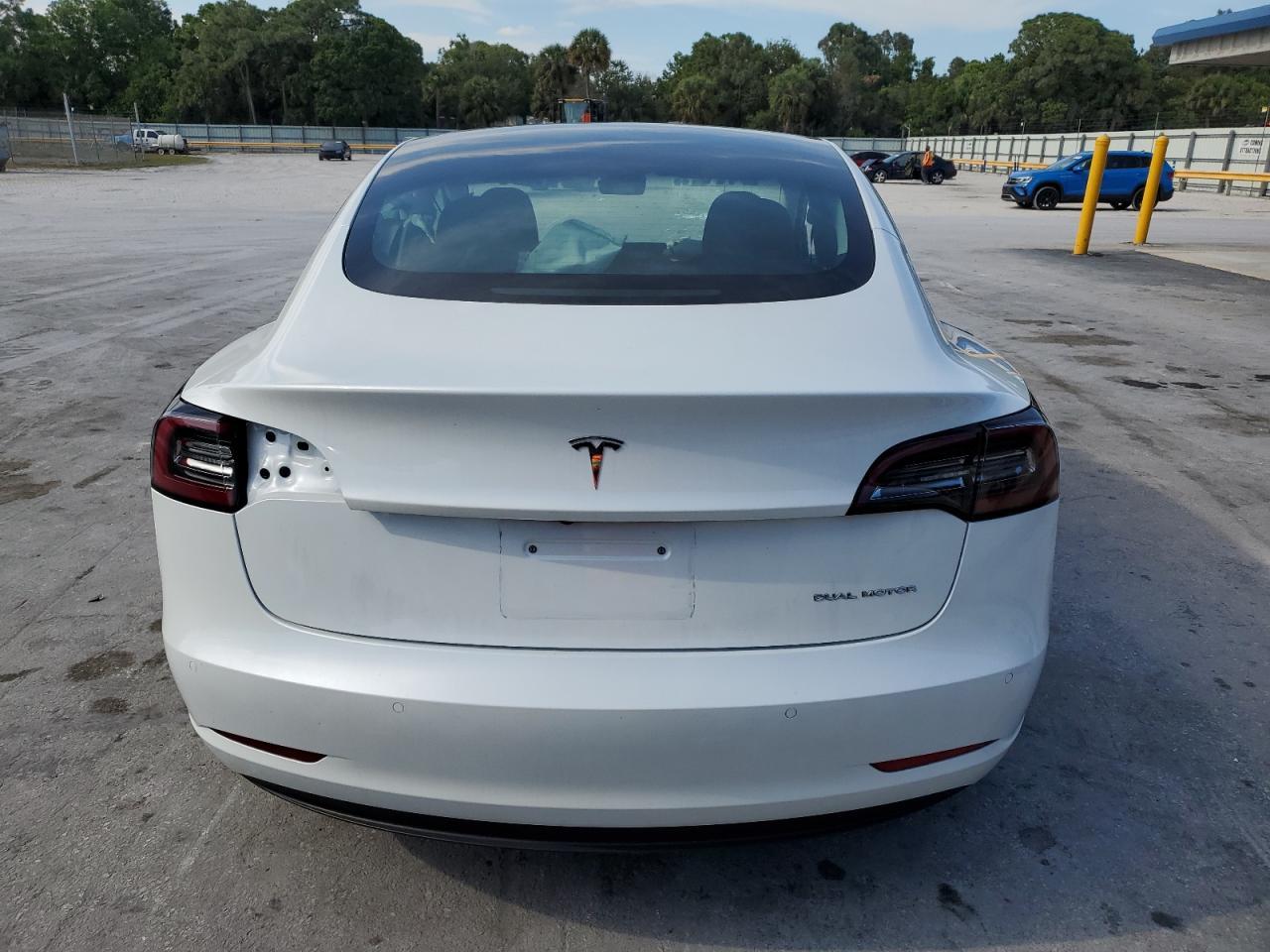 2022 TESLA MODEL 3 - Фото 6