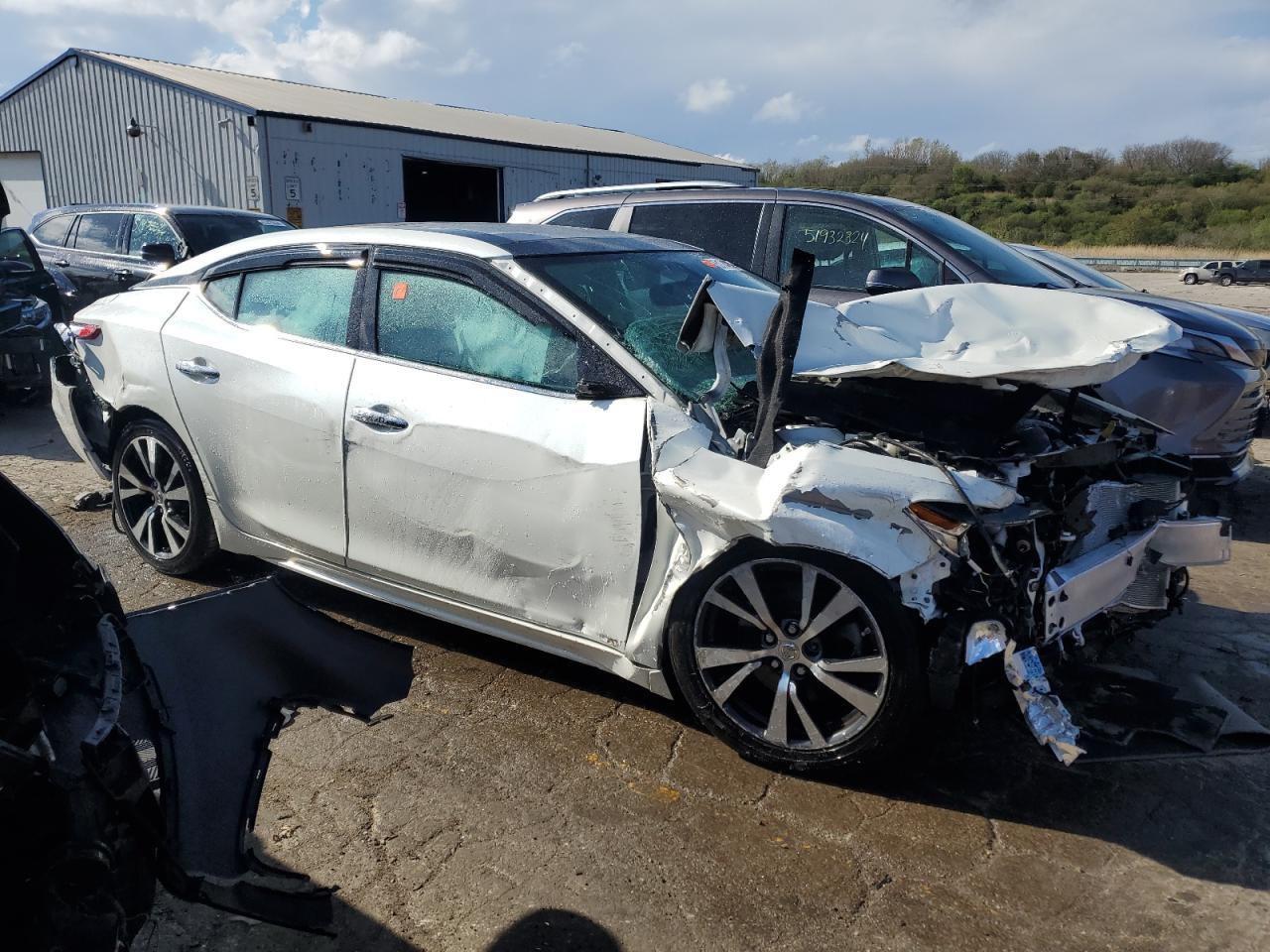 2017 NISSAN MAXIMA 3.5 - Image 4