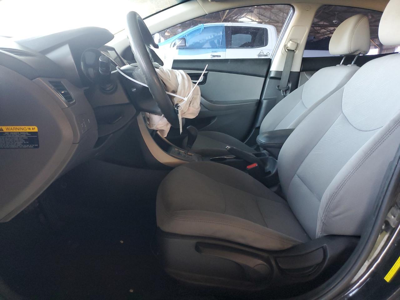 2013 HYUNDAI ELANTRA GL - Image 7