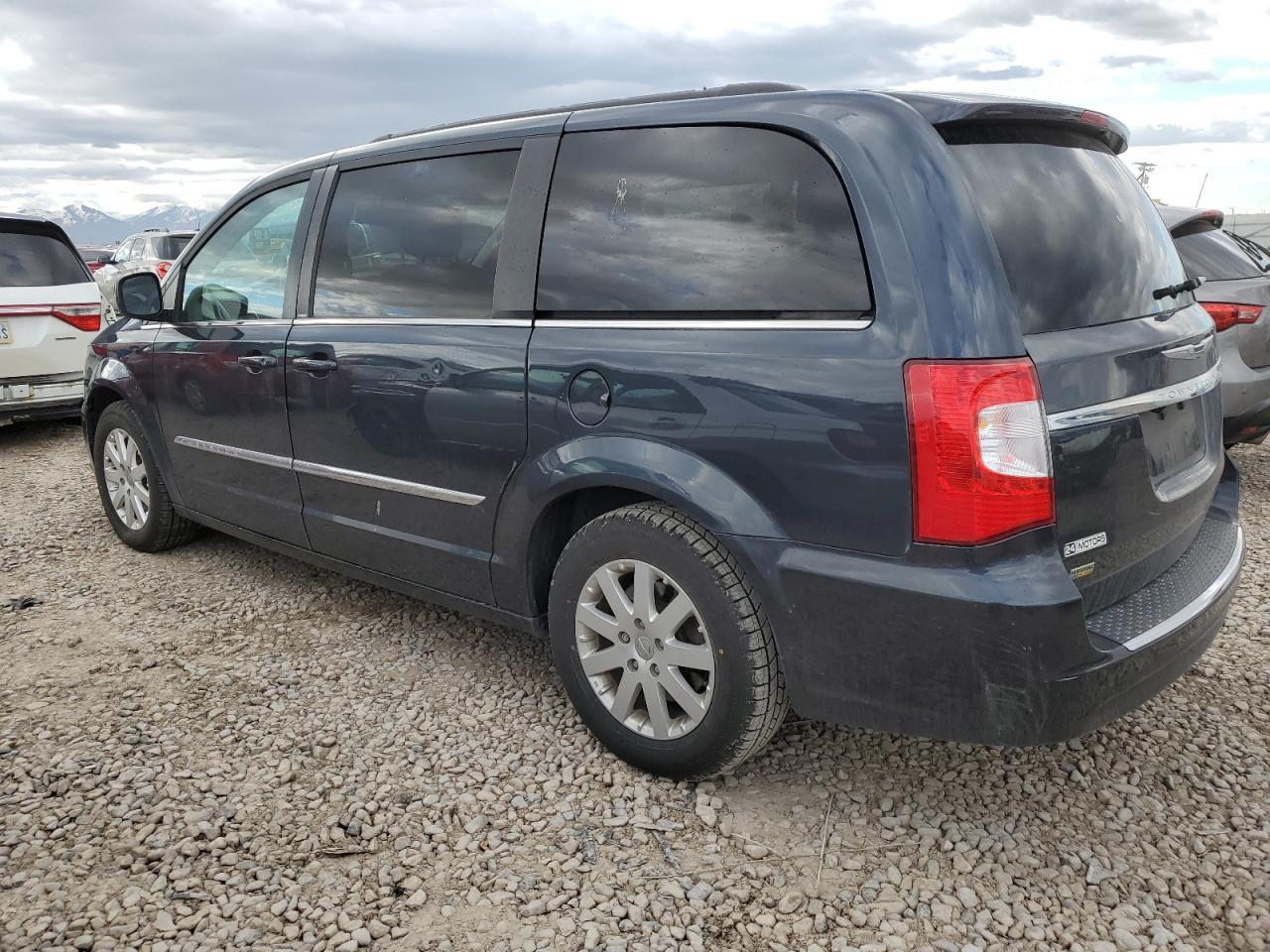 2014 CHRYSLER TOWN & COU - Image 2