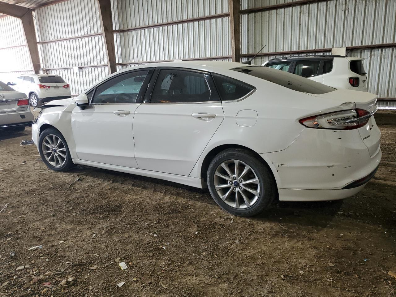 2017 FORD FUSION SE - Image 2