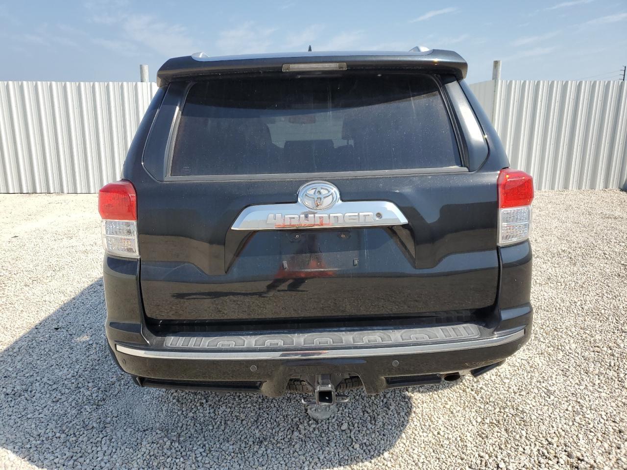 2011 TOYOTA 4RUNNER SR - Image 6
