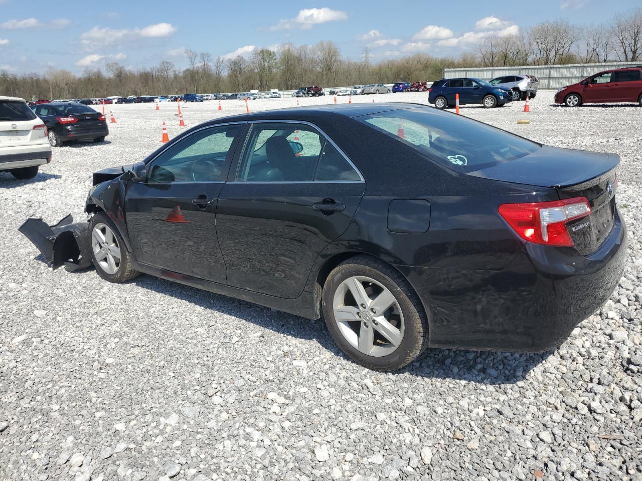 2013 TOYOTA CAMRY L - Image 2