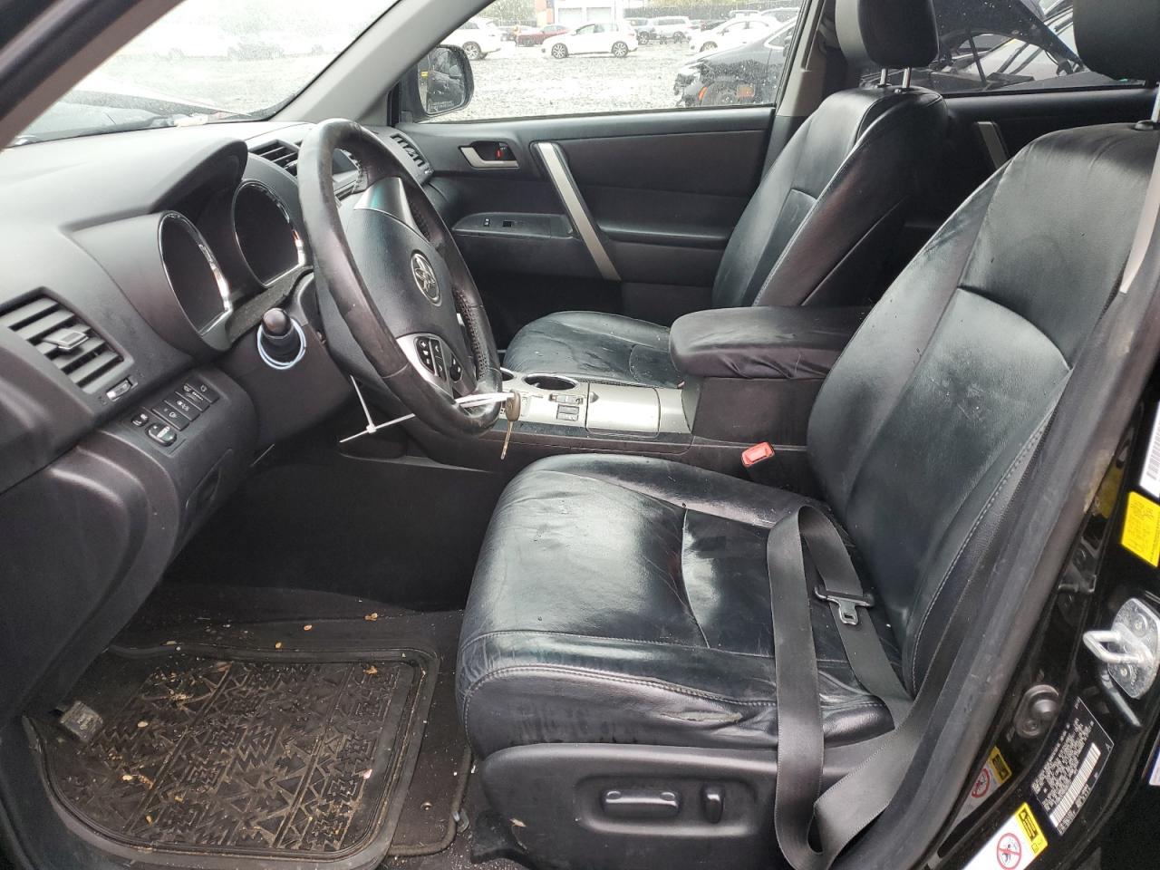2011 TOYOTA HIGHLANDER - Фото 7
