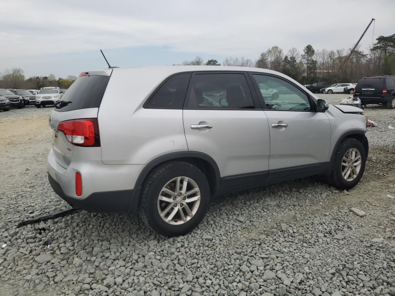 2015 KIA SORENTO LX - Image 3