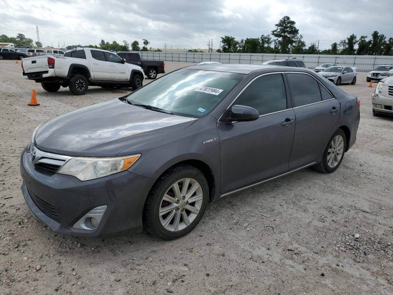 2014 TOYOTA CAMRY HYBR car image