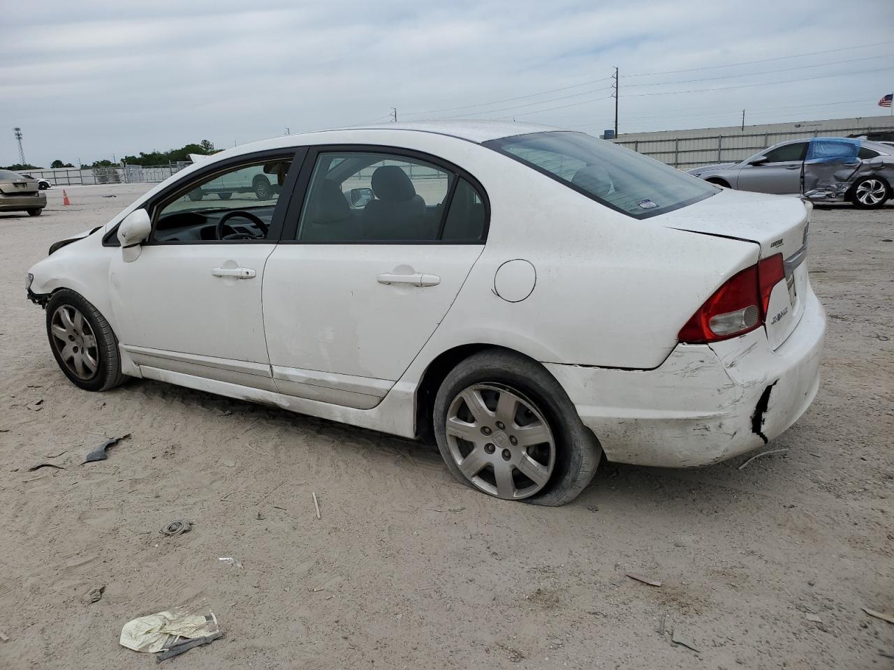 2011 HONDA CIVIC LX - Фото 2